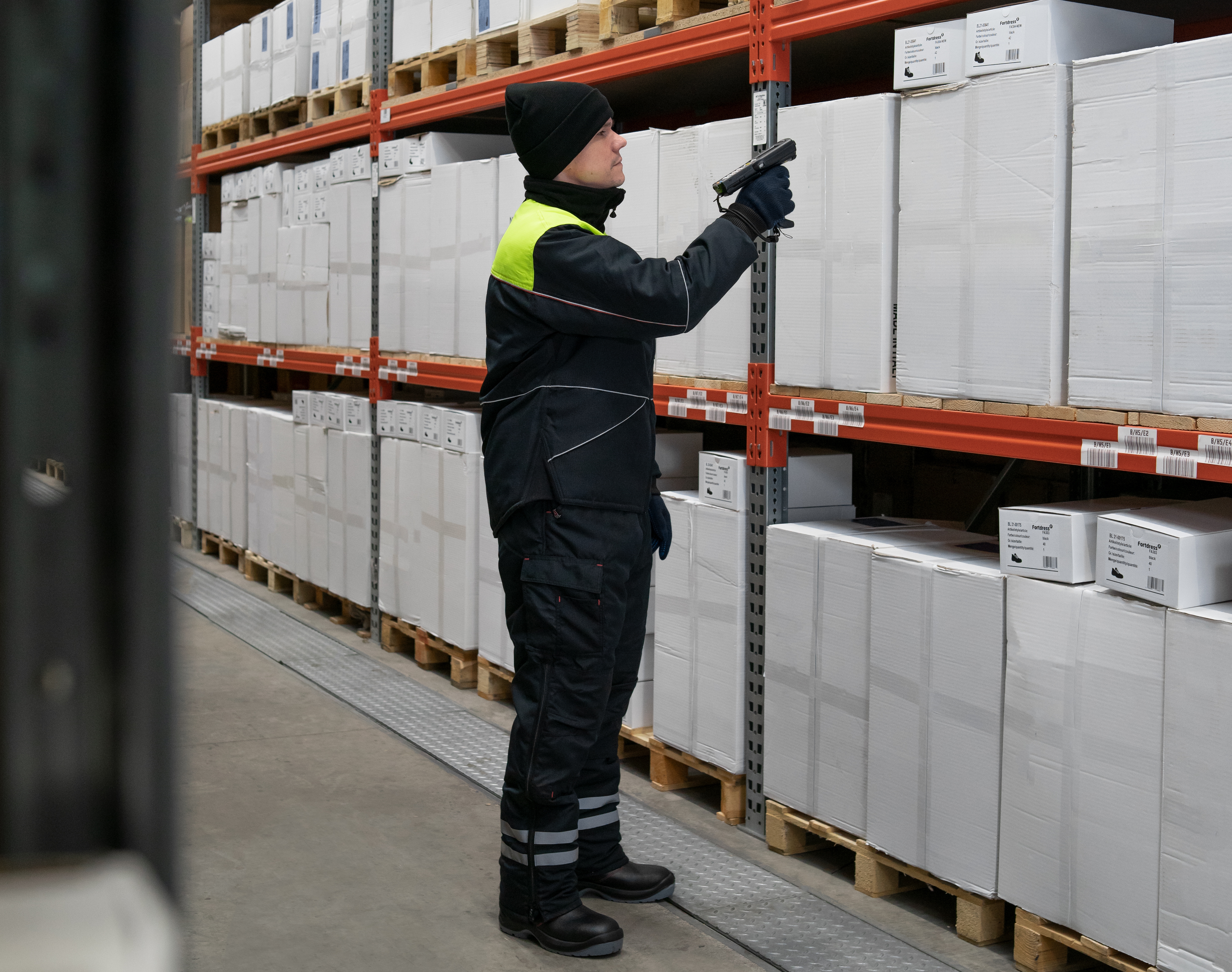 Frische-Latzhose TAIGA