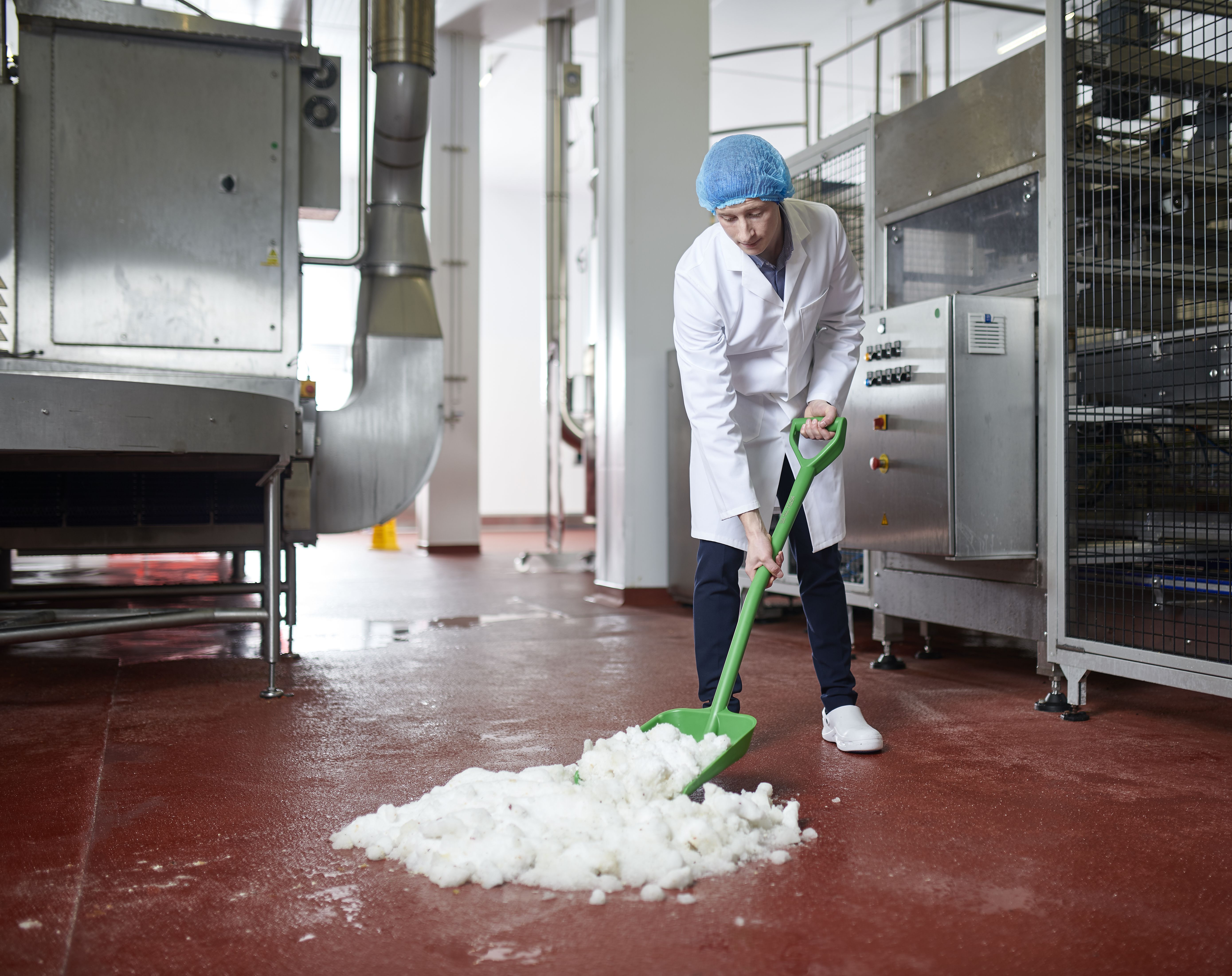 Eéndelige schep (detecteerbaar, kort/breed, 330 x 380 x 1120 mm)