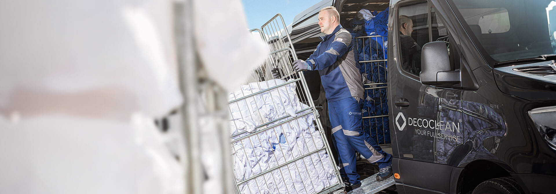 For First-class Textile Service: DECOCLEAN & Fortdress Group